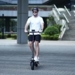 iScooter Electric Scooter, 8.5/10" Off-Road Tires, 21/25/28/40 Miles Range (Black) - Image 9